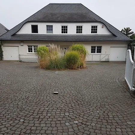 Wohnen Im Souterrain Einer Villa Herdecke Exterior photo